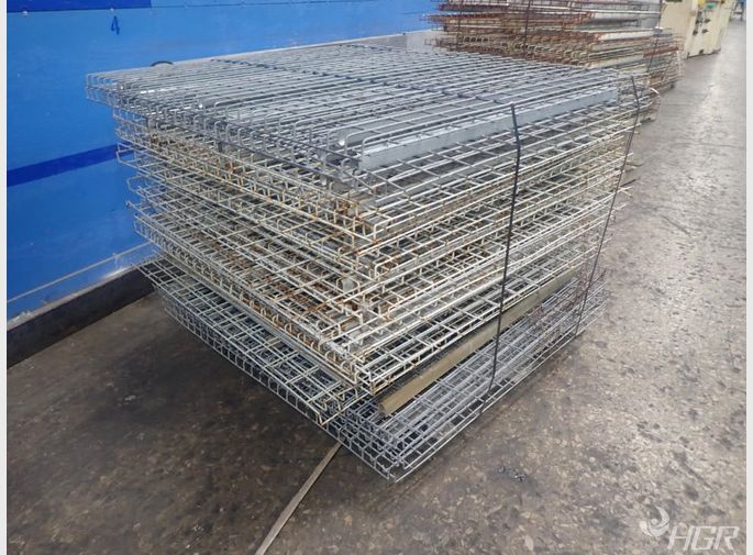  Wire Decking