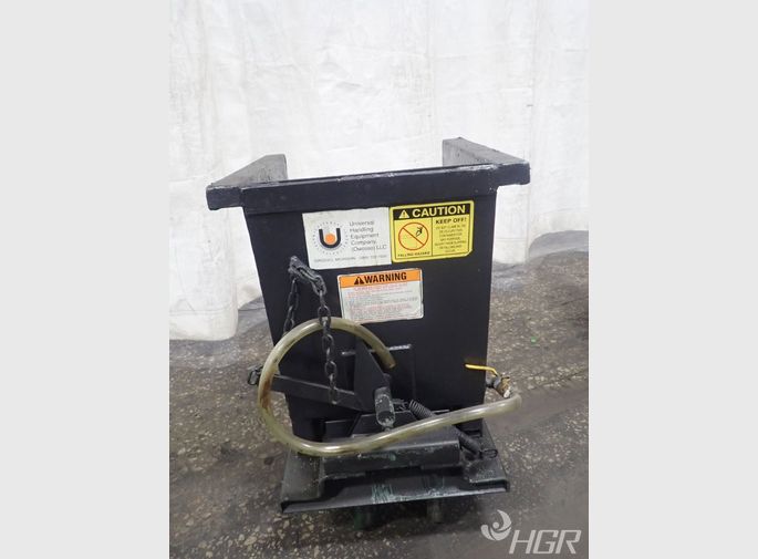 Universal Handling Hopper