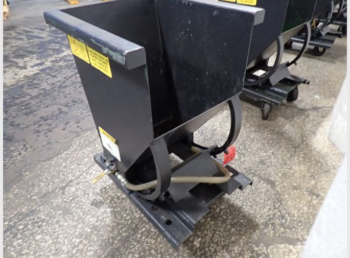 Universal Handling Equipment Self Dumping Hopper