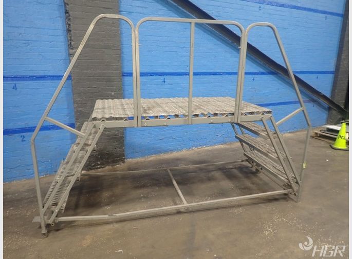  Portable Stairs