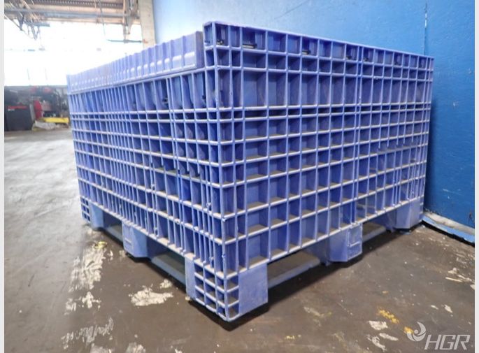  Collapsible Plastic Bin