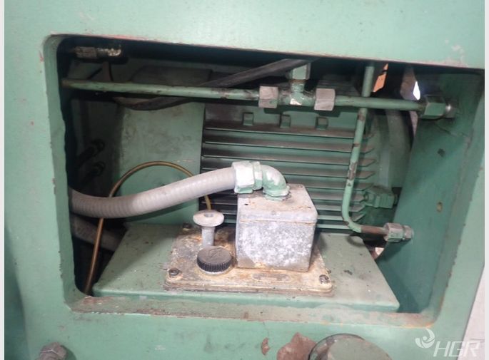 Cincinnati Milacron Horizontal Mill