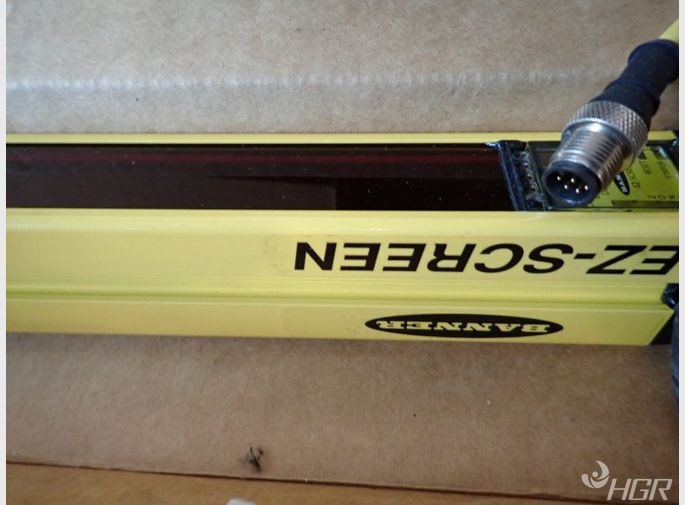 Banner Safety Light Curtain