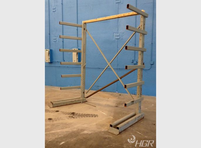  Cantilever Racking