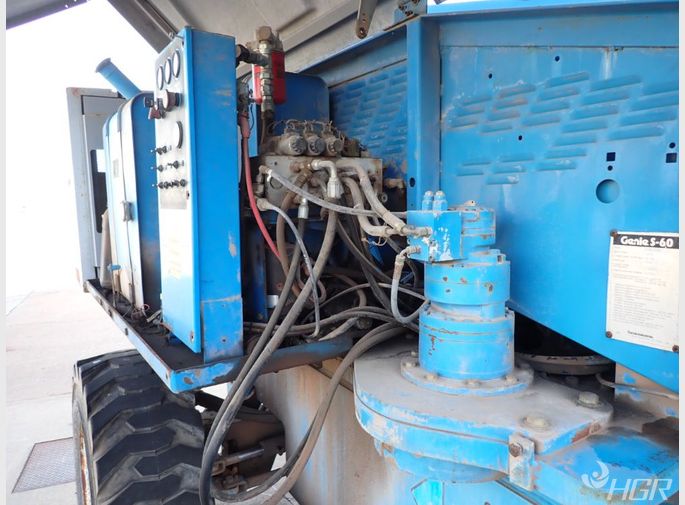 Genie Diesel Boom Lift