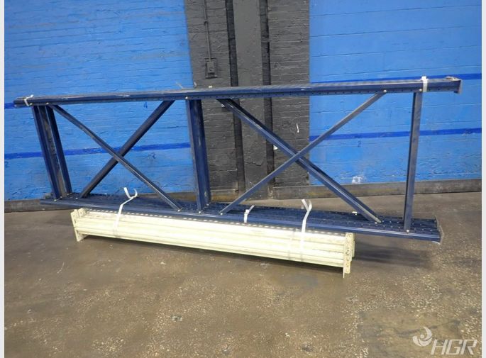  Pallet Racking Lot