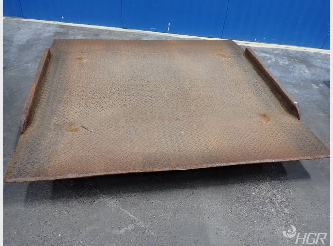  Dock Plate