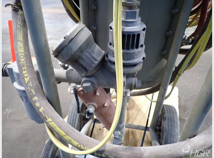 Clemco Sandblaster