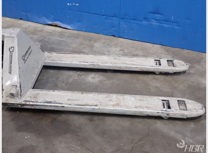 Strongway Pallet Jack