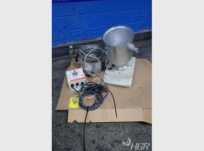 Mouldtek Vacuum Loader