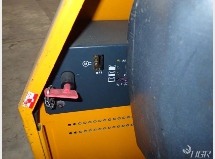Multiton Electirc Pallet Jack 