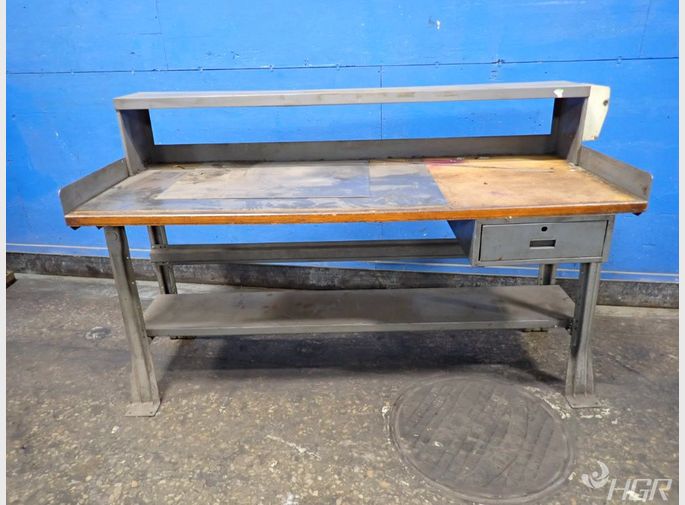  Work Bench
