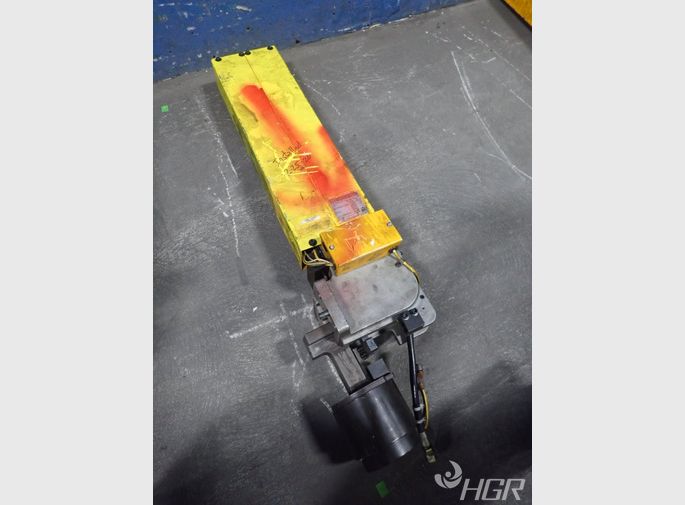 Sr Self Traveling Clamp