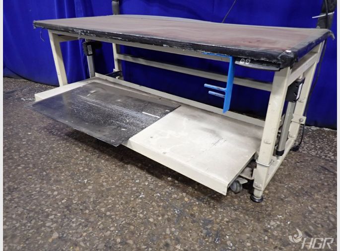  Work Bench