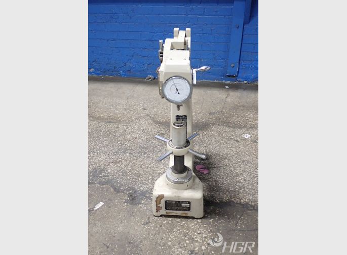 Mitutoyo Hardness Tester