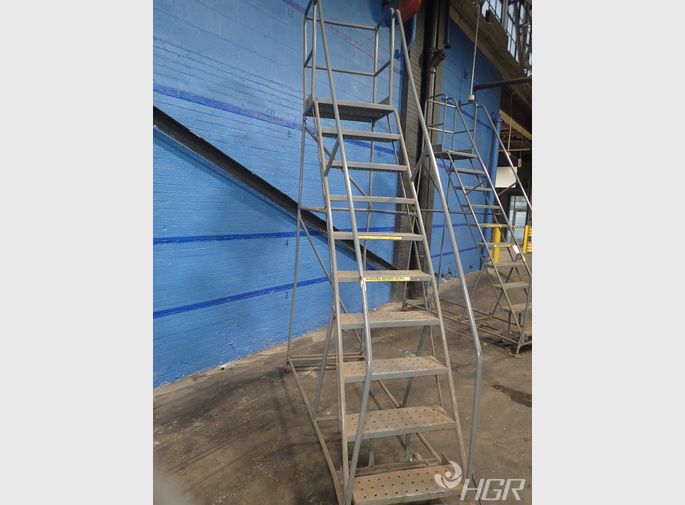  Portable Stairs