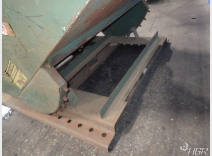 Jesco Self Dumping Hopper