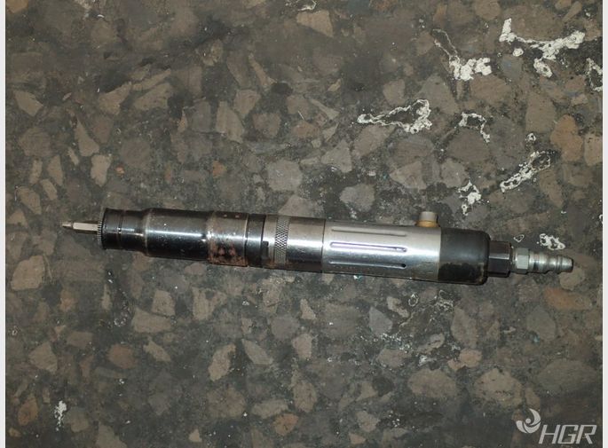  Pneumatic Screwdriver