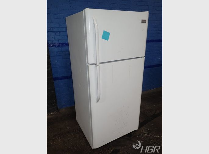 Fridgeaire Fridge