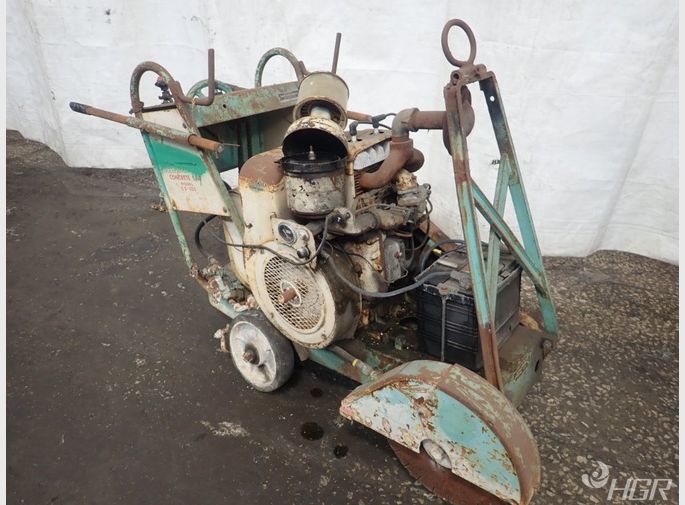 Champion Concrete Saw