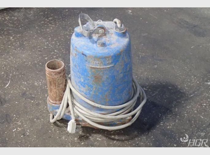 Goulds Submersible Pump