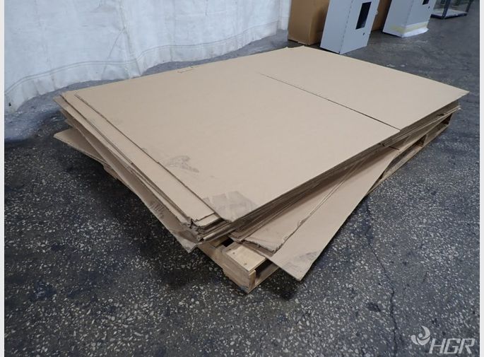  Cardboard Boxes
