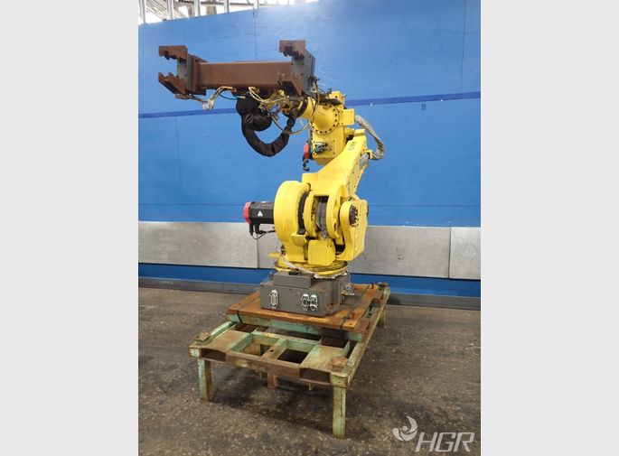 Used Fanuc Fanuc S-430if Robot | HGR Industrial Surplus