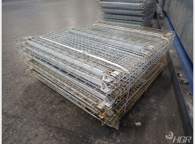  Wire Decking