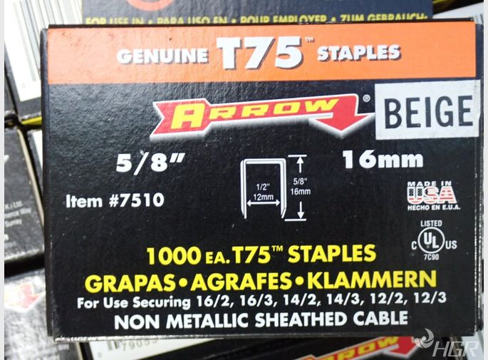 Arrow Staples