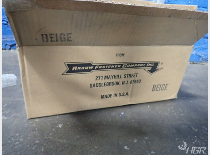 Arrow Staples