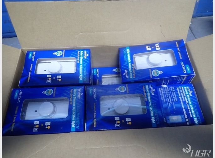 Leviton Rotary Dimmer Withlocator Light