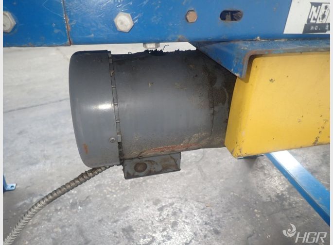 New London Engineering Powered Belt Conveyor