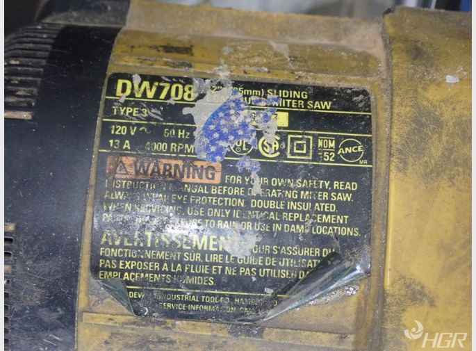 Dewalt 12 Sliding Mitre Saw
