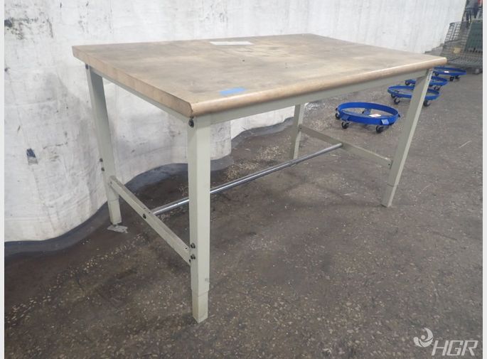  Workbench