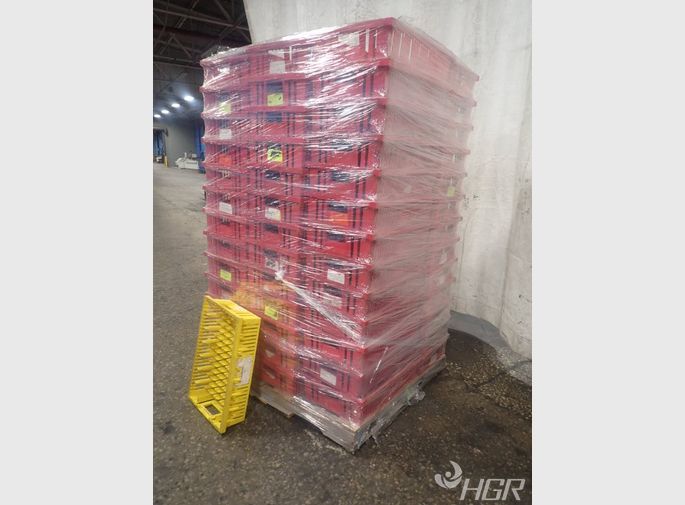  Plastic Bins