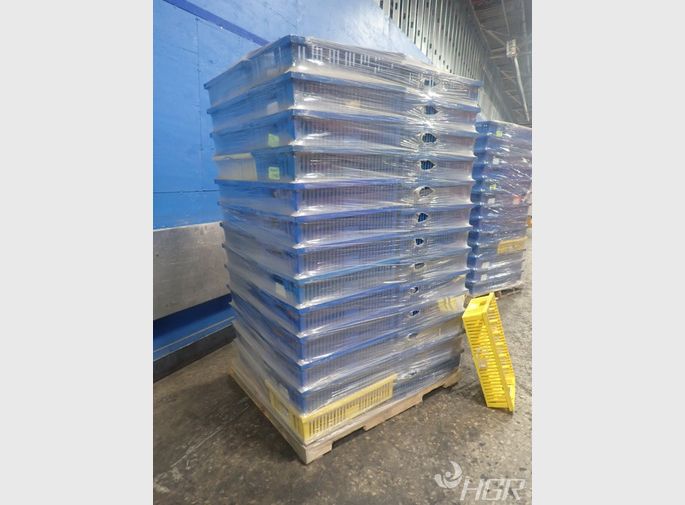  Plastic Bins