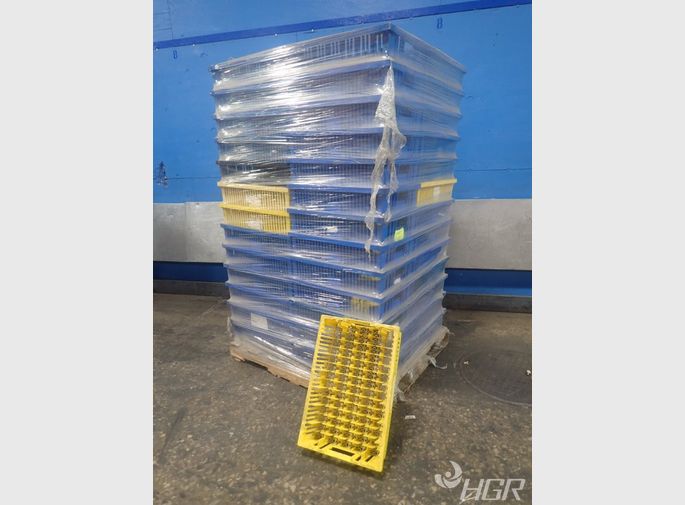  Plastic Bins