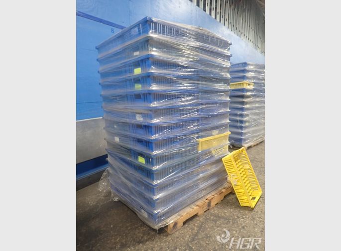  Plastic Bins