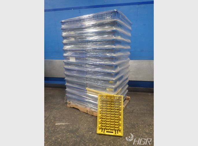  Plastic Bins