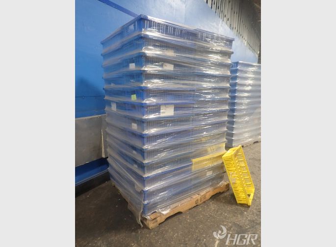  Plastic Bins