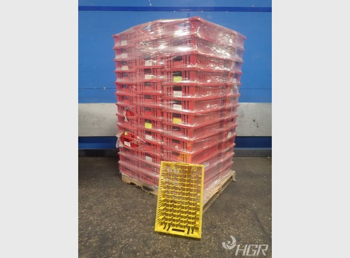  Plastic Bins