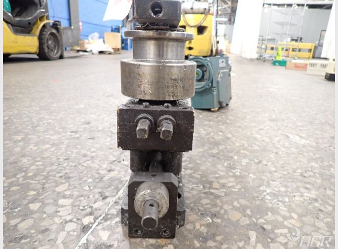  Roller Feed
