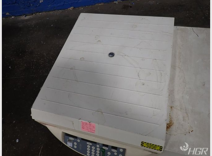 Thermo Scientific Centrifuge