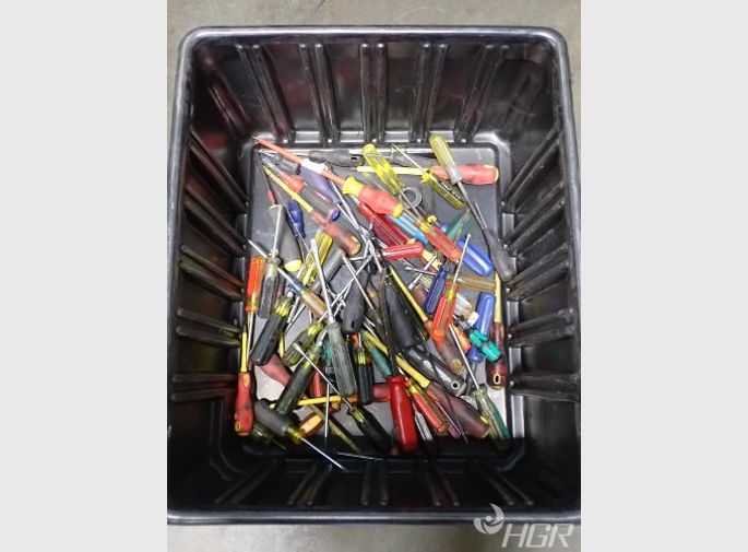  Screwdrivers