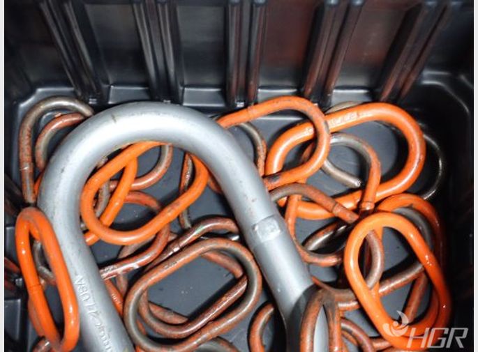  Hoist Rings