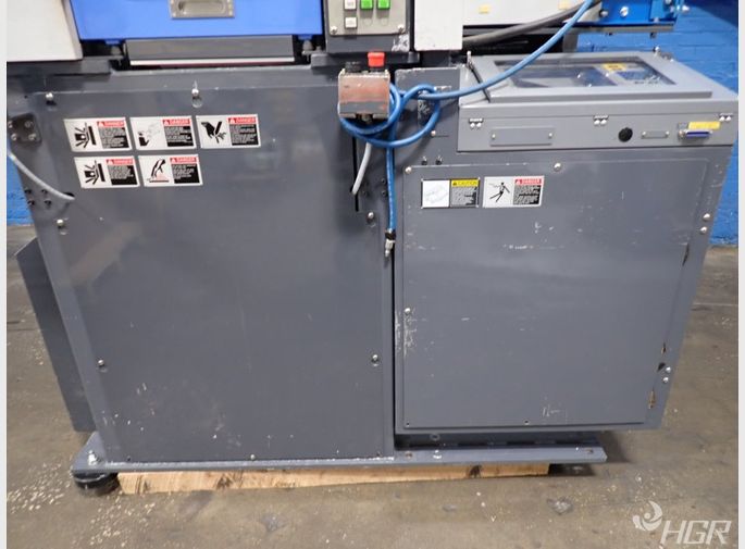 Sumitomo Vertical Injection Molder
