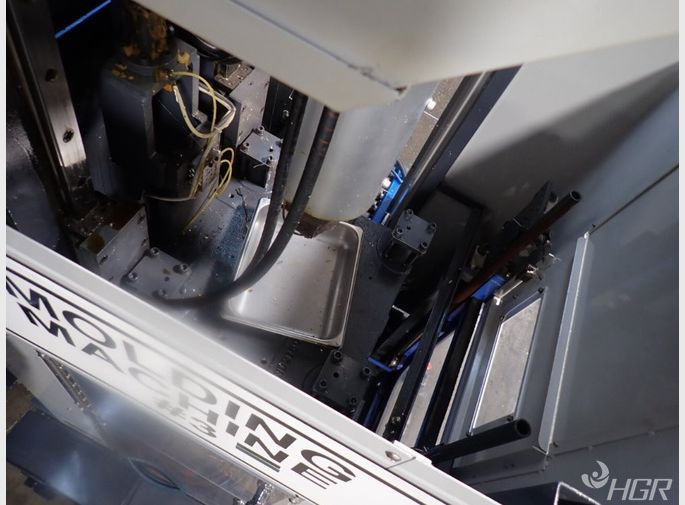 Sumitomo Vertical Injection Molder