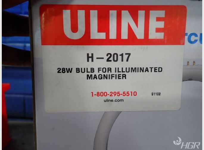 Uline Illuminated Magnifier Bilb