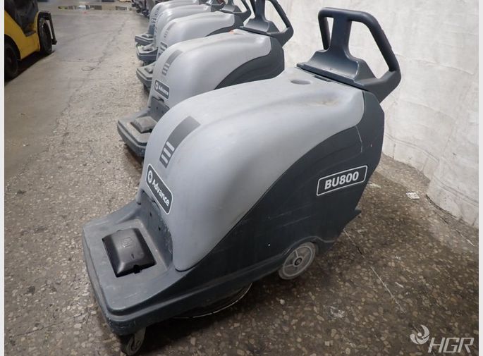 Advance Floor Scrubber