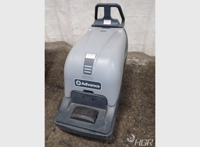 Advance Floor Scrubber